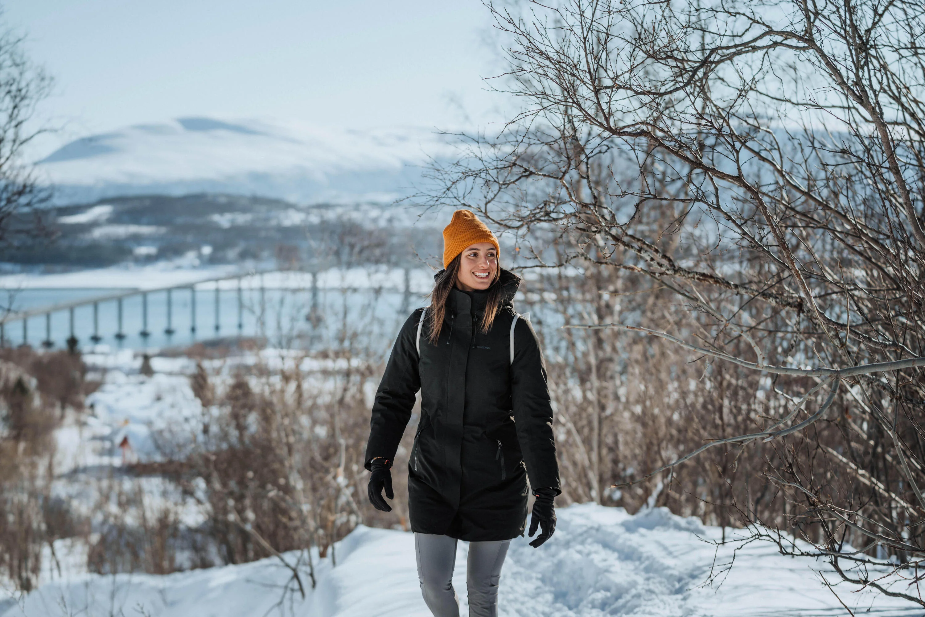Quechua Women's SH500 Waterproof Winter Parka - Image 11
